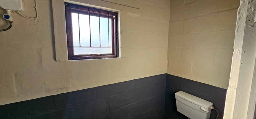 To Let 2 Bedroom Property for Rent in Theronville Western Cape